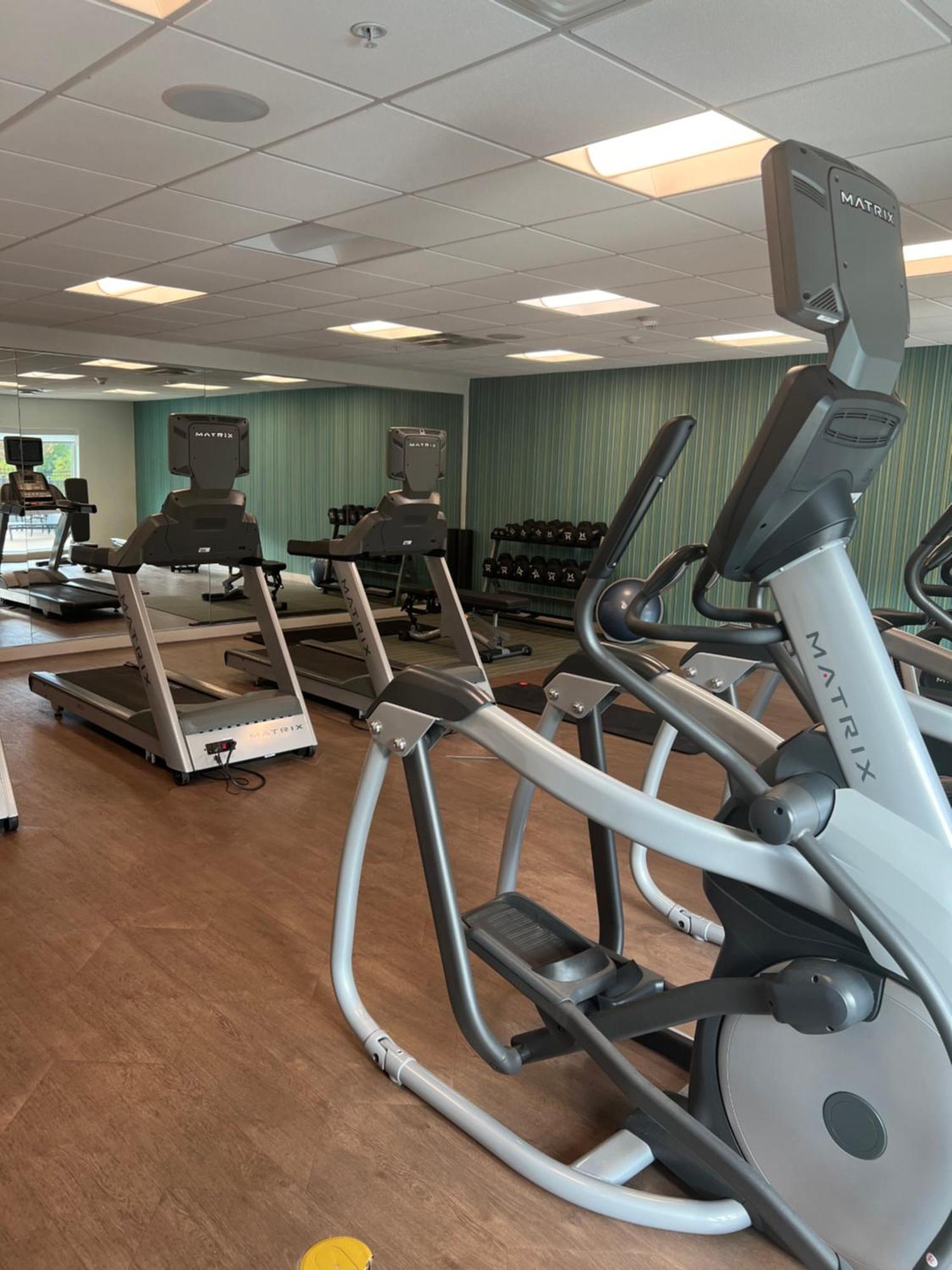 Holiday Inn Express & Suites Mobile - University Area By Ihg מראה חיצוני תמונה