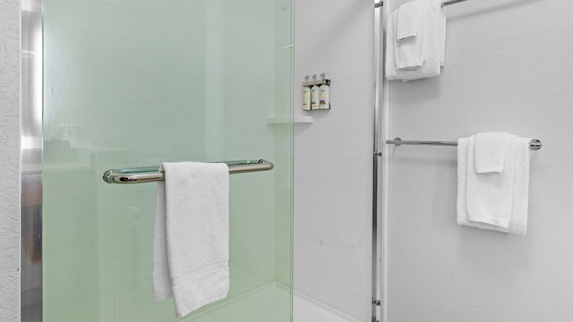 Holiday Inn Express & Suites Mobile - University Area By Ihg מראה חיצוני תמונה