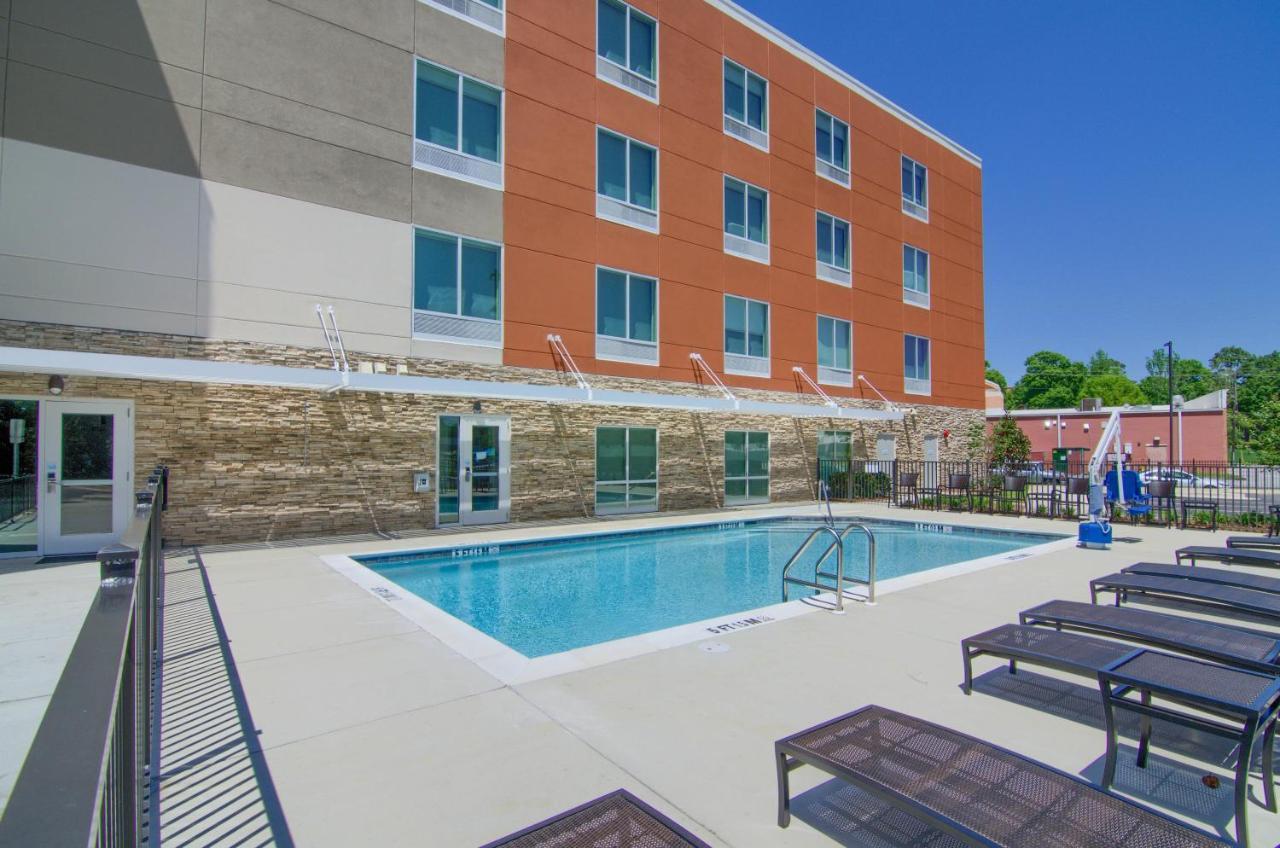 Holiday Inn Express & Suites Mobile - University Area By Ihg מראה חיצוני תמונה